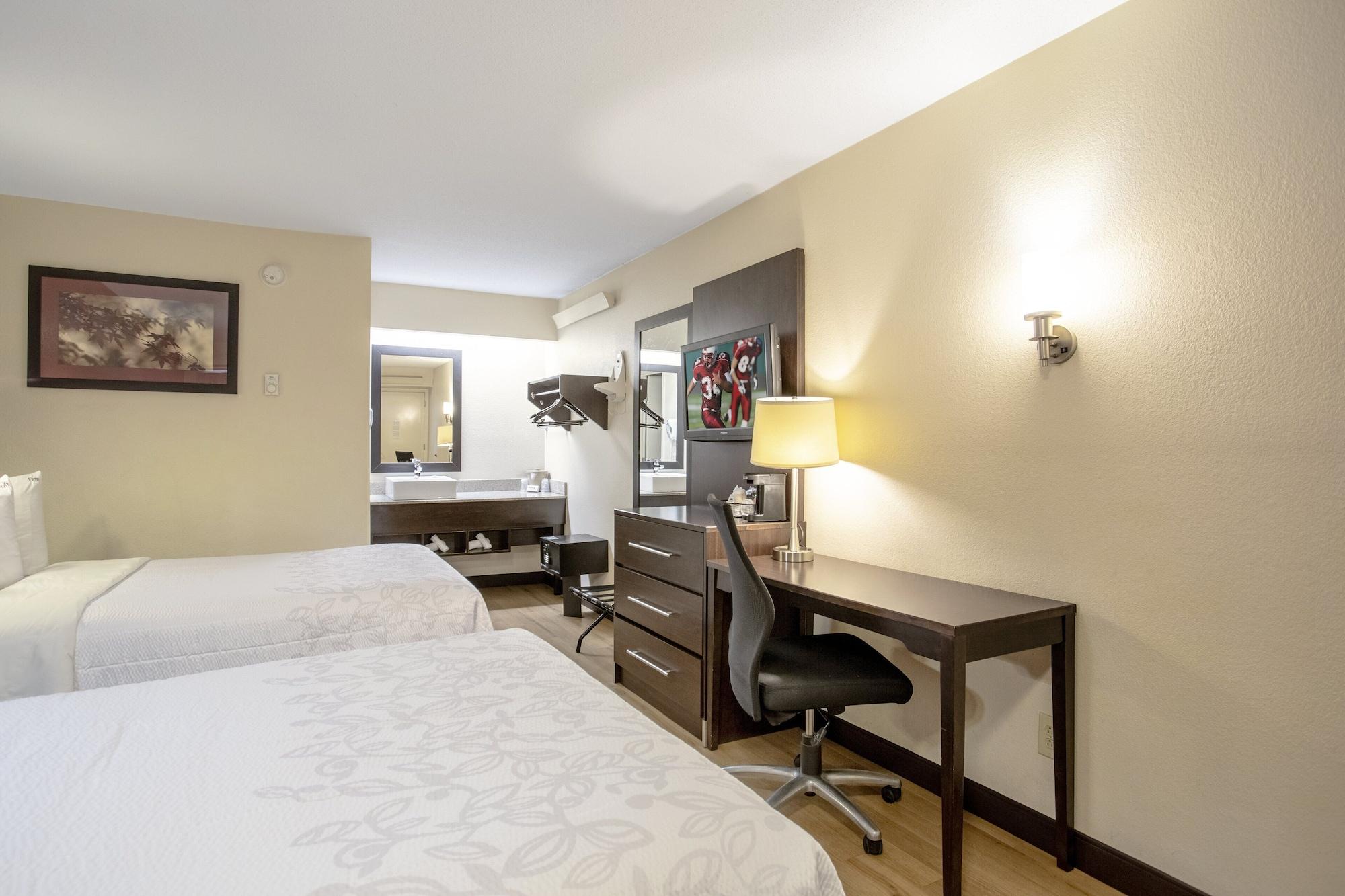 Red Roof Inn Plus + Boston - Framingham Exterior photo